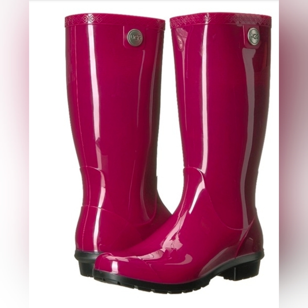 UGG Women's Burgundy Rubber Boots - Size 9 Women